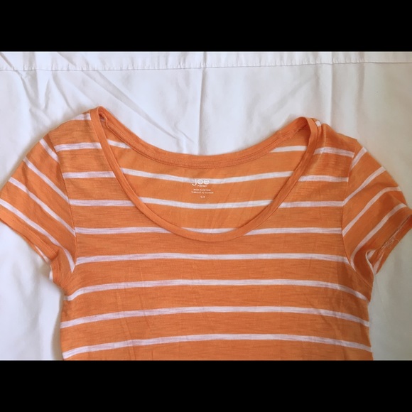 Casual Tee - Picture 3 of 6